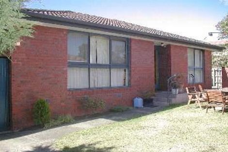 Property photo of 1/13 Callanish Road Camberwell VIC 3124