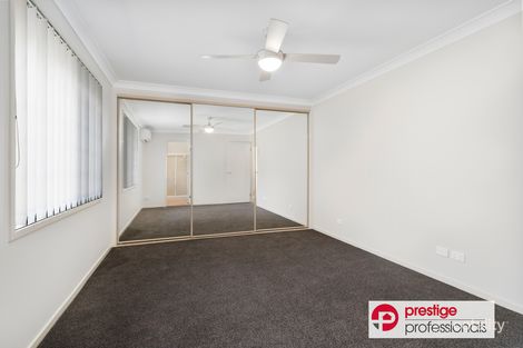 Property photo of 28 Wallcliffe Court Wattle Grove NSW 2173