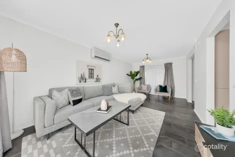 Property photo of 3/12 McGlynn Avenue South Morang VIC 3752