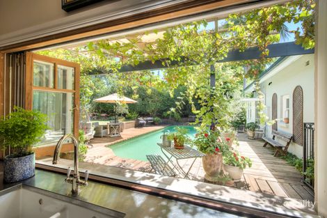 1 Laurel Ave, Warrawee, NSW 2074