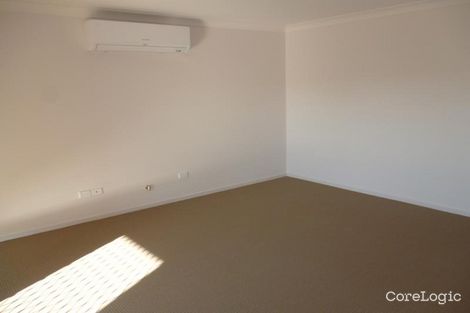 Property photo of 23 Blue View Terrace Glenmore Park NSW 2745