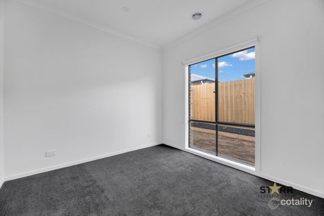 Property photo of 19 McKell Street Deanside VIC 3336