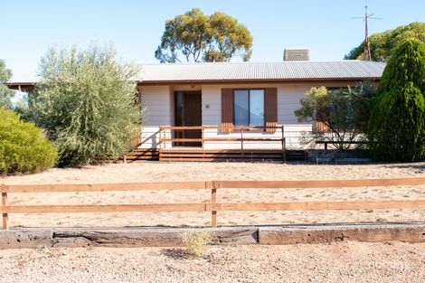 Property photo of 70 Ash Crescent Gladstone SA 5473