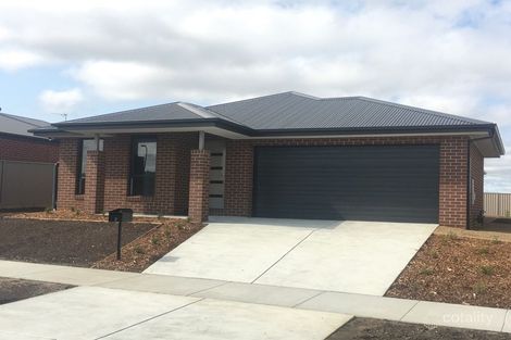3 Wedge Tail Dr, Winter Valley, VIC 3358