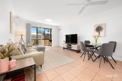 2/35 Amelia St, Coorparoo, QLD 4151