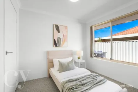 Property photo of 40 Doncaster Square Currambine WA 6028