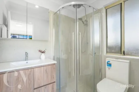 Property photo of 40 Doncaster Square Currambine WA 6028