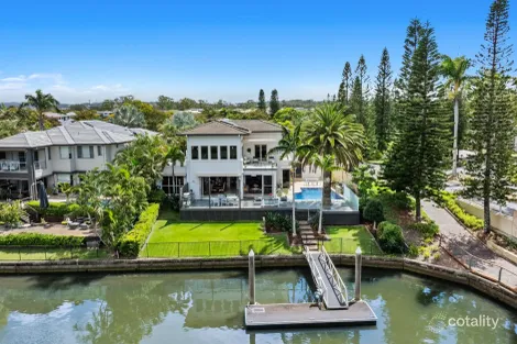 2301 Belmont Ct E, Hope Island, QLD 4212