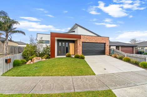 Property photo of 12 Rostrevor Close Traralgon VIC 3844