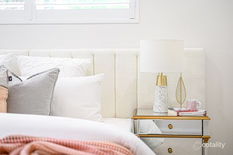 Property photo of 94 Eastern Arterial Road St Ives NSW 2075