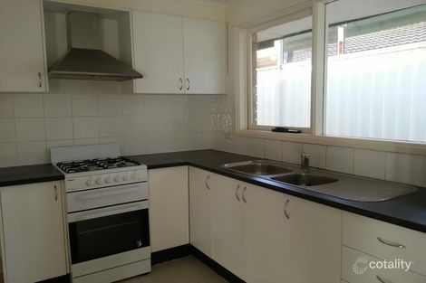 Property photo of 22 Droitwich Crescent Deer Park VIC 3023