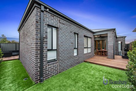 Property photo of 43 Whitfield Crescent Craigieburn VIC 3064