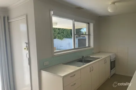 Property photo of 39 Westmorland Crescent Shepparton VIC 3630