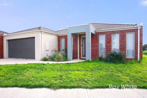 Property photo of 30 Donnici Drive Keysborough VIC 3173