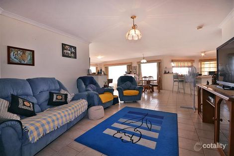 Property photo of 12 Norwood Loop Tapping WA 6065