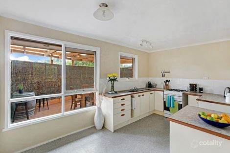 Property photo of 323 Hull Road Mooroolbark VIC 3138