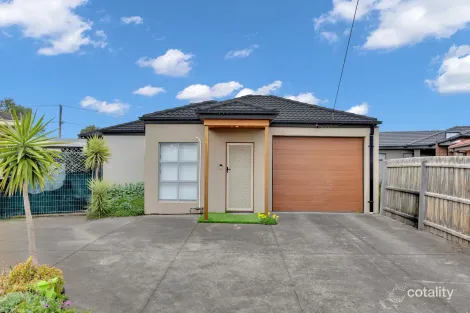 8a Whipbird Cl, Werribee, VIC 3030