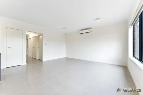 Property photo of 5 Rushton Avenue Strathtulloh VIC 3338