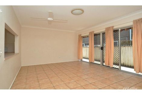 Property photo of 3/18 Central Street Labrador QLD 4215