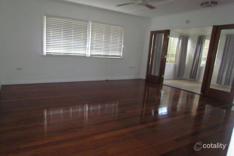 20 Bramble St, Woody Point, QLD 4019