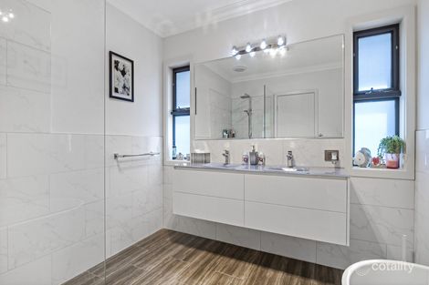Property photo of 4 Sanctuary Drive Kialla VIC 3631