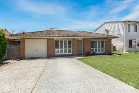 7 Filey St, Greta, NSW 2334