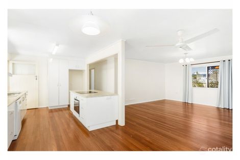 Property photo of 122 Menzies Street Park Avenue QLD 4701
