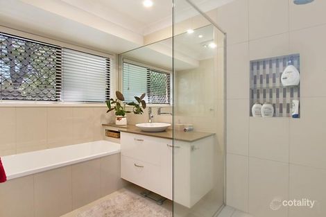 Property photo of 2/14 Webb Street Labrador QLD 4215