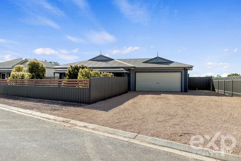 8 Hall Way, Moonta Bay, SA 5558