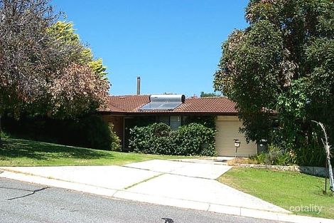 Property photo of 15 Redbud Trail Edgewater WA 6027