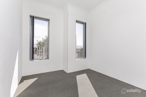 Property photo of 28 Leeward Avenue Eglinton WA 6034