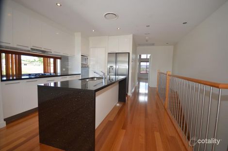 Property photo of 1/12 Abalone Avenue Paradise Point QLD 4216