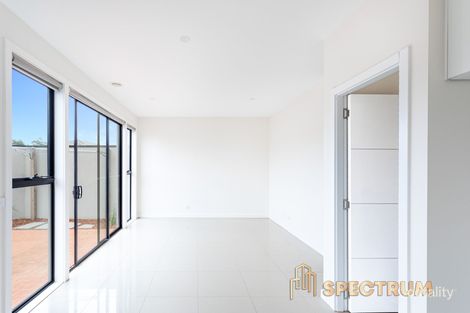 Property photo of 7 Autumn Crescent Carrum Downs VIC 3201