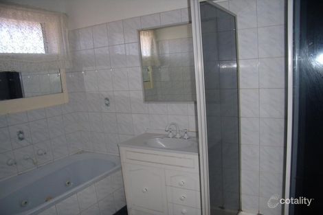 Property photo of 11 Allison Avenue Eumemmerring VIC 3177