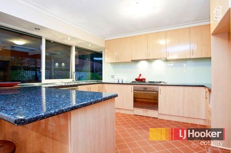 Property photo of 8 Mosig Court Hampton Park VIC 3976