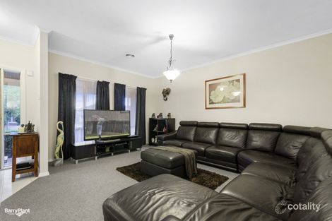 Property photo of 18 Dunkirk Drive Point Cook VIC 3030