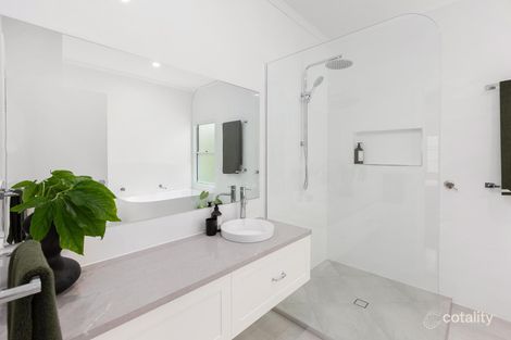 Property photo of 16 Herbert Street Wandal QLD 4700