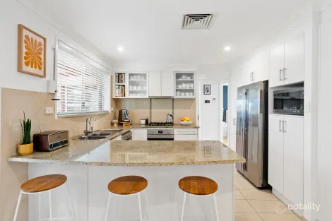 Property photo of 51 Dransfield Road Edensor Park NSW 2176