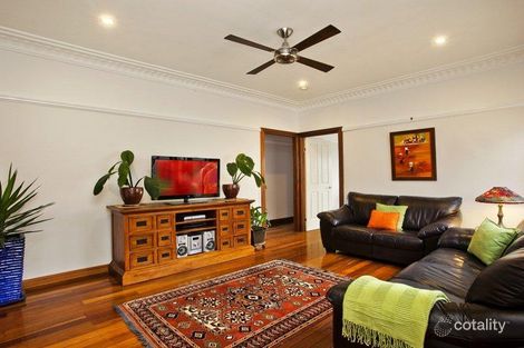 Property photo of 102 Henry Street Greenslopes QLD 4120