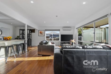 Property photo of 97 Valley Crescent Glenroy VIC 3046