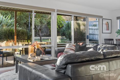 Property photo of 97 Valley Crescent Glenroy VIC 3046