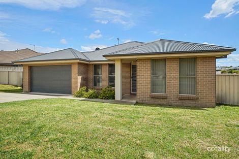 Property photo of 21 Robinson Court Orange NSW 2800