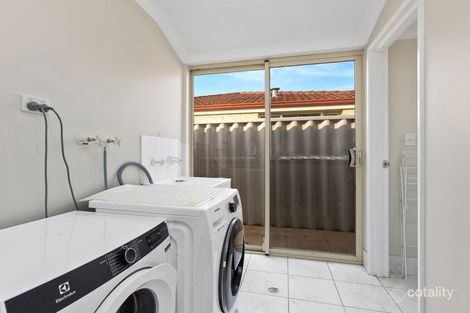 Property photo of 6/13 Bickley Road Cannington WA 6107