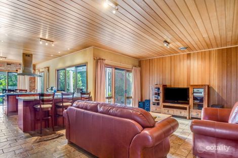 Property photo of 95 Banool Crescent Mount Eliza VIC 3930