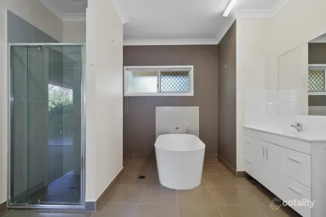 Property photo of 14 Leanne Street Macleay Island QLD 4184