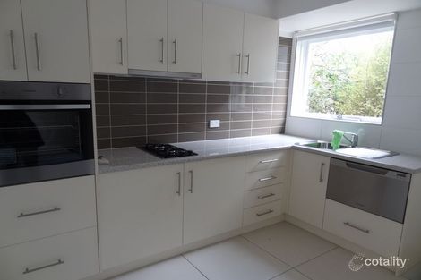 2/53-59 Flemington St, Travancore, VIC 3032