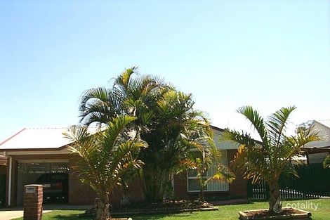 18 Grevillea Dr, Kawana, QLD 4701