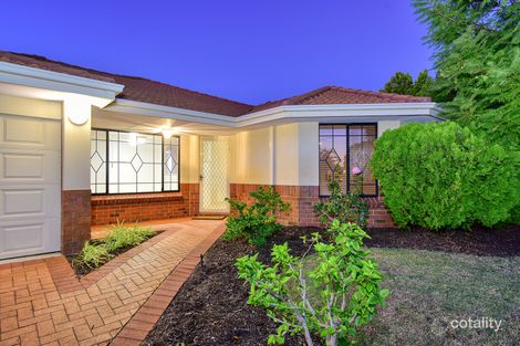Property photo of 23 Denfield Rise Carramar WA 6031