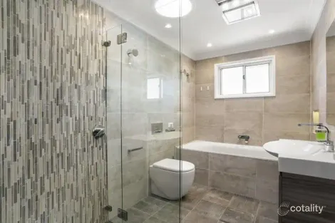 Property photo of 60 Karingal Crescent Frenchs Forest NSW 2086