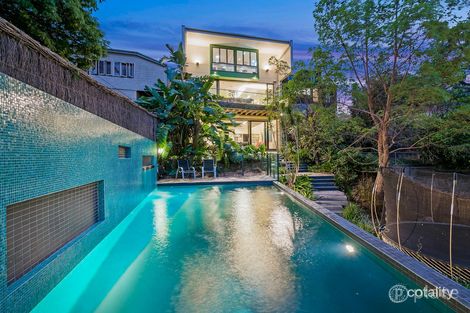 Property photo of 155 Dornoch Terrace Highgate Hill QLD 4101